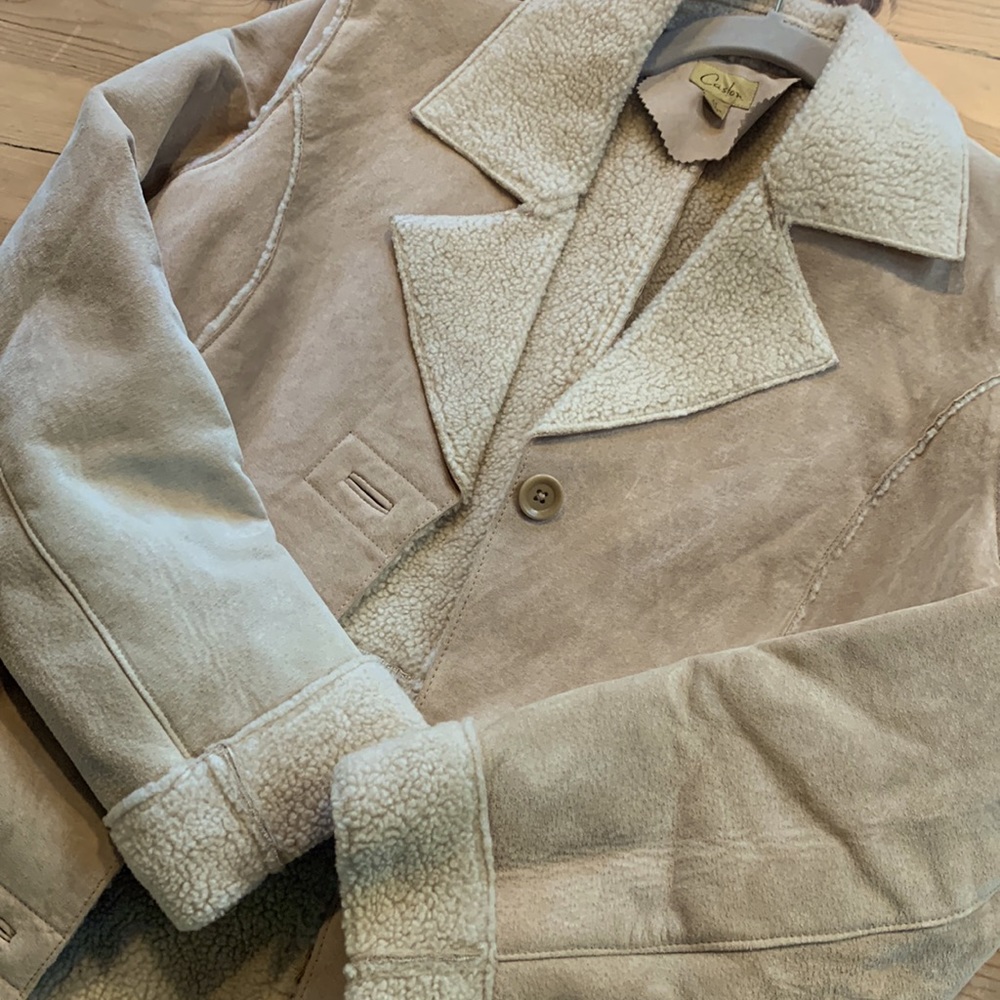 Genuine leather lines with shearling beige coat size M - Picture 3 of 9
